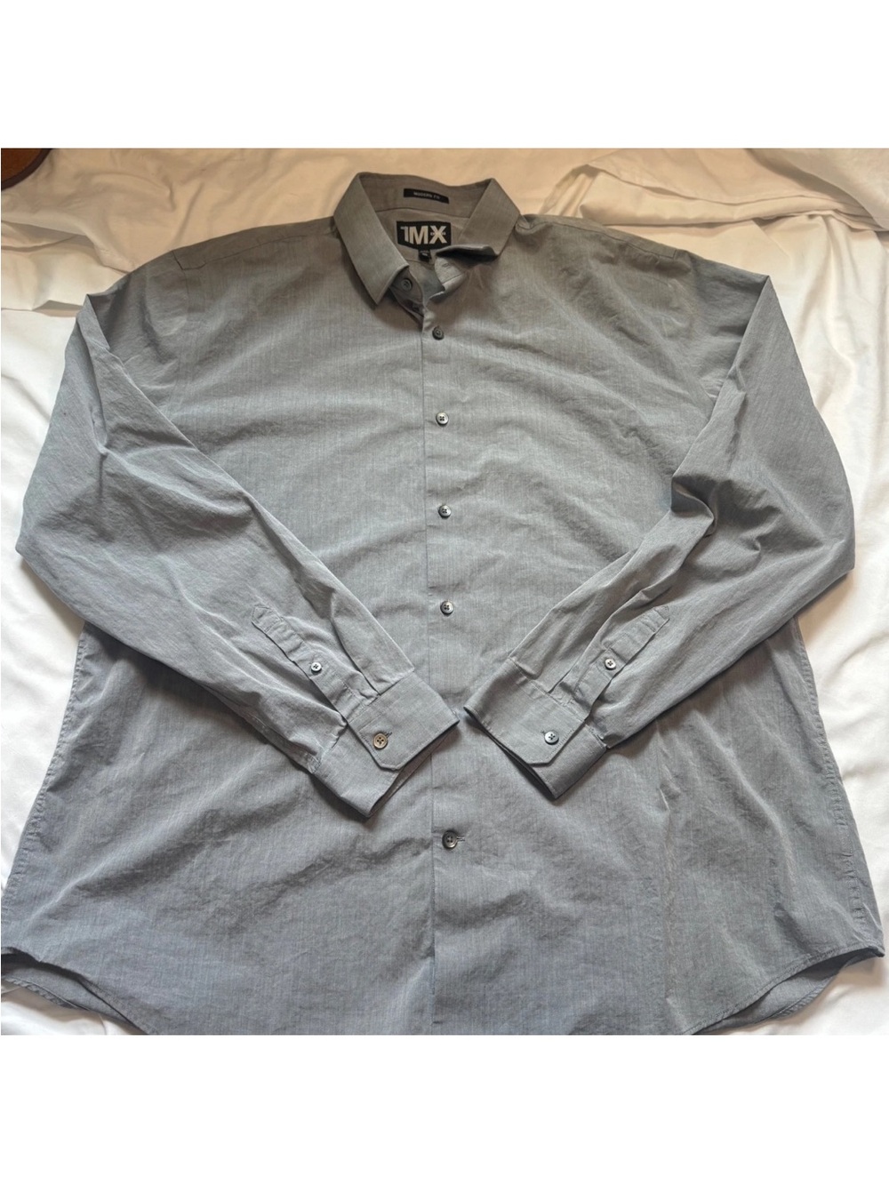 Express Men's Long-Sleeve Dress Shirt in Light Gray